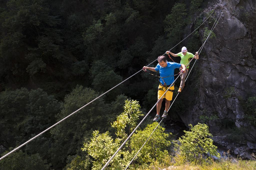 Der Waldhof Otel Vollan Dış mekan fotoğraf